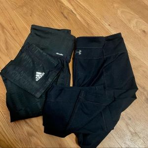 bundle of capri leggings